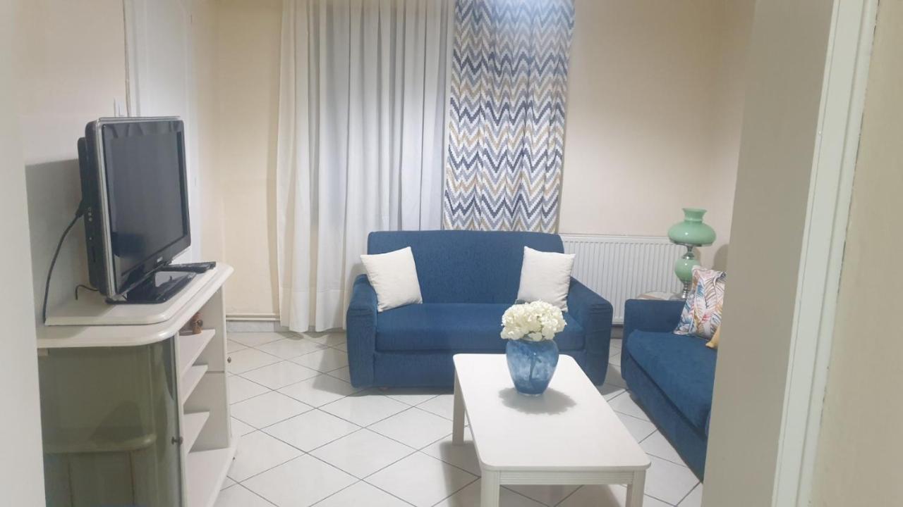 Evelyn Home Лименас Екстериор снимка